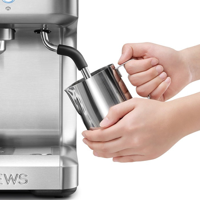 Cafetera CASABREWS ULTRA 20 bares de presión, con pantalla LCD.